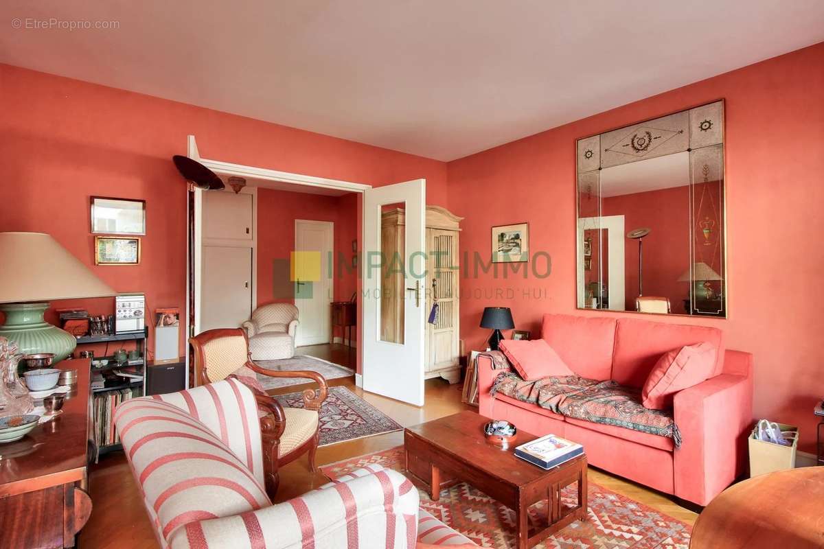 Appartement à LEVALLOIS-PERRET