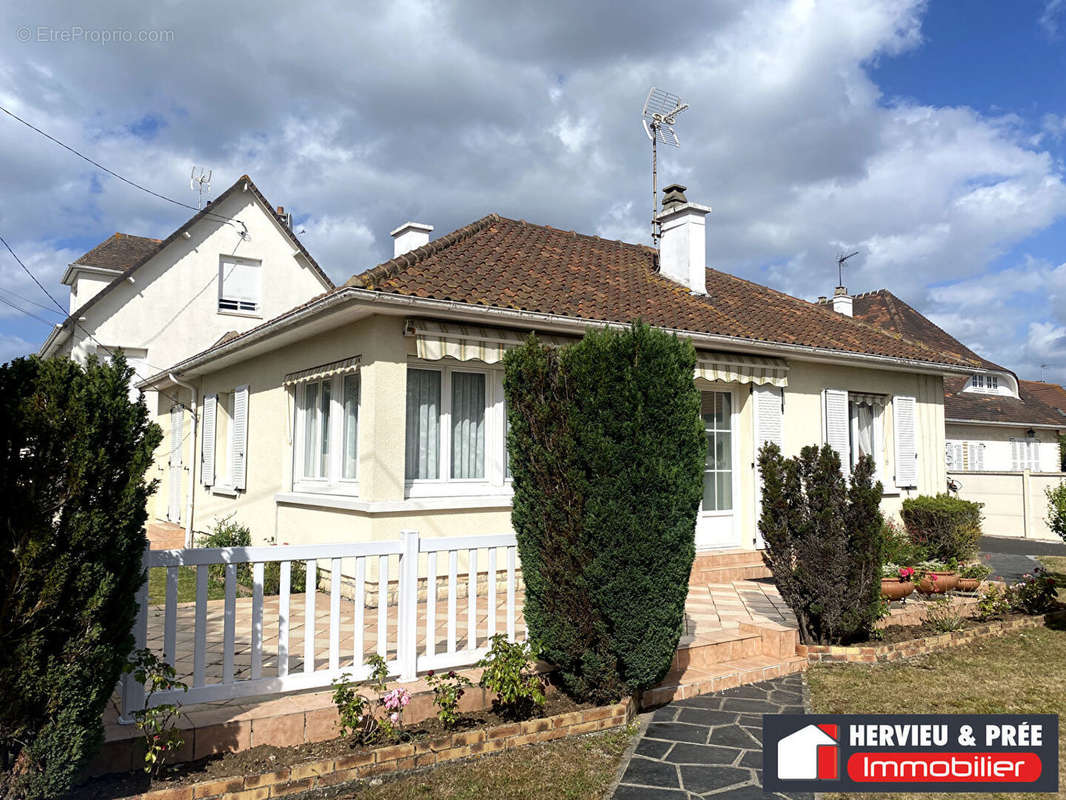 Maison à OUISTREHAM