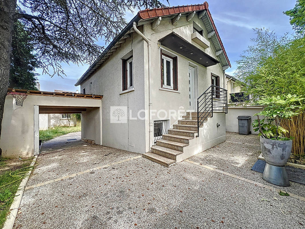 Maison à CHEVILLY-LARUE