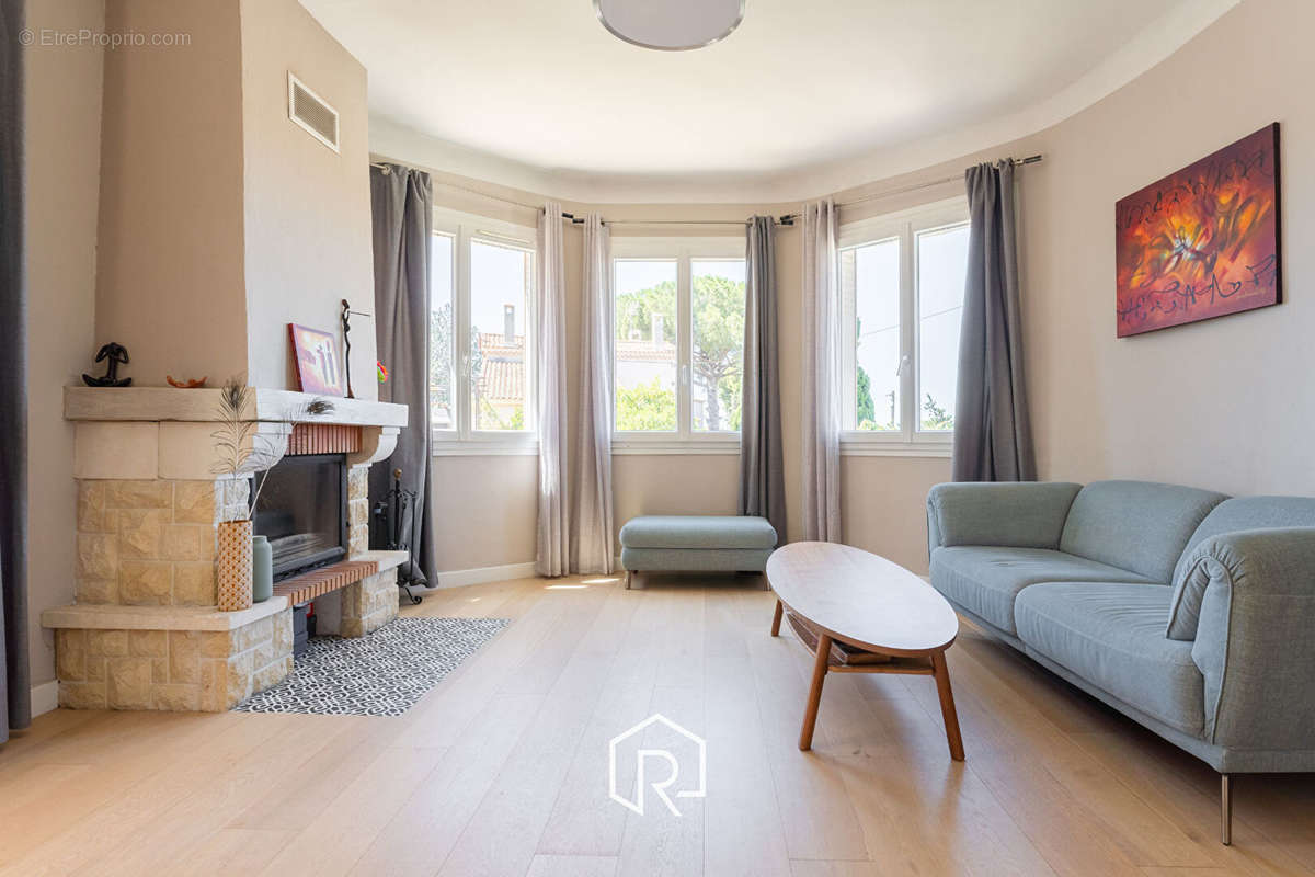 Appartement à MARSEILLE-12E