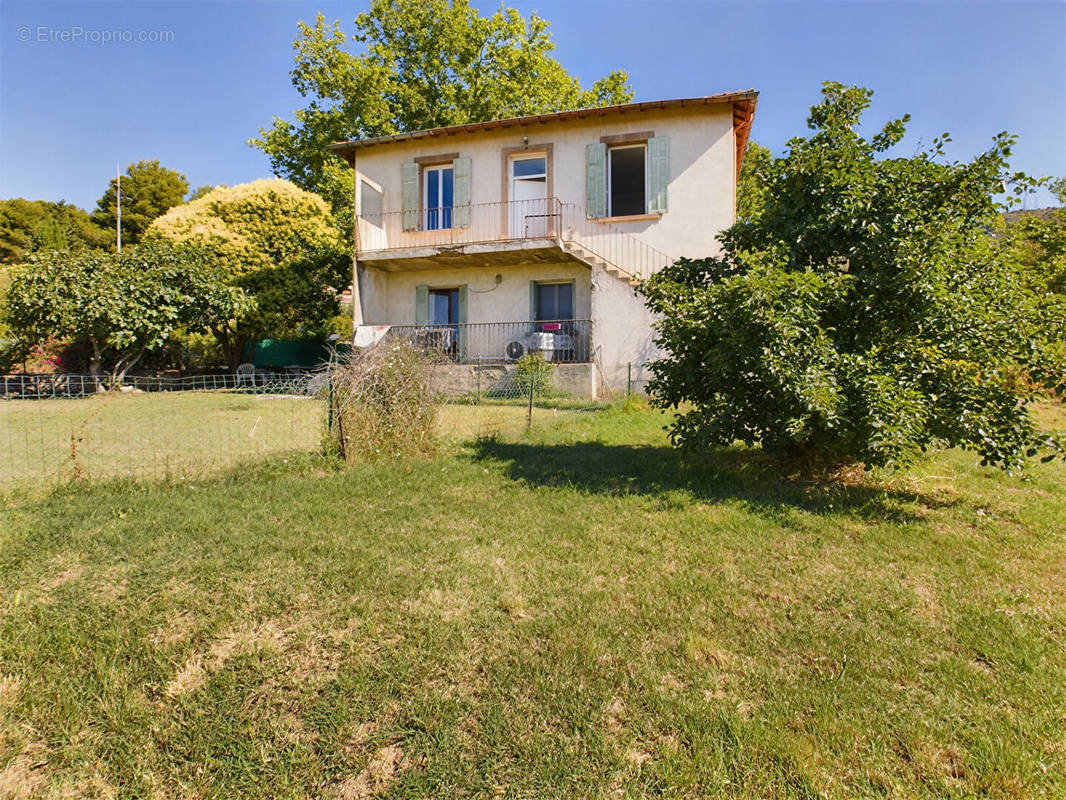 Maison à PUYLOUBIER