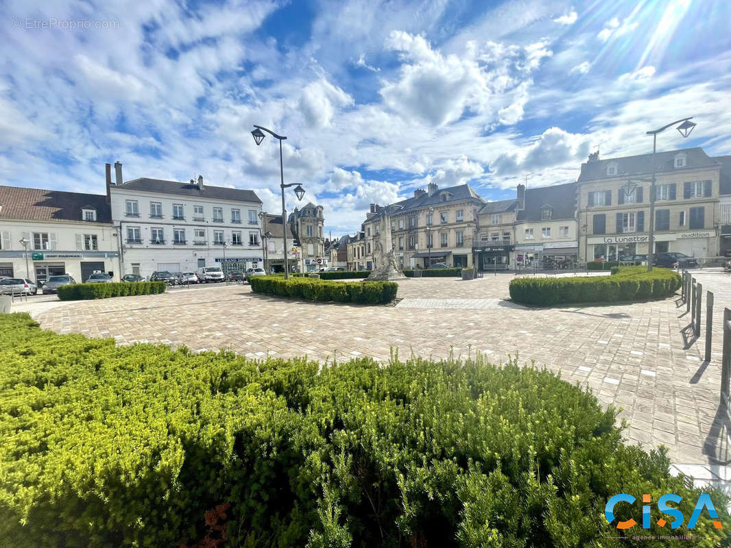 Maison à CIRES-LES-MELLO