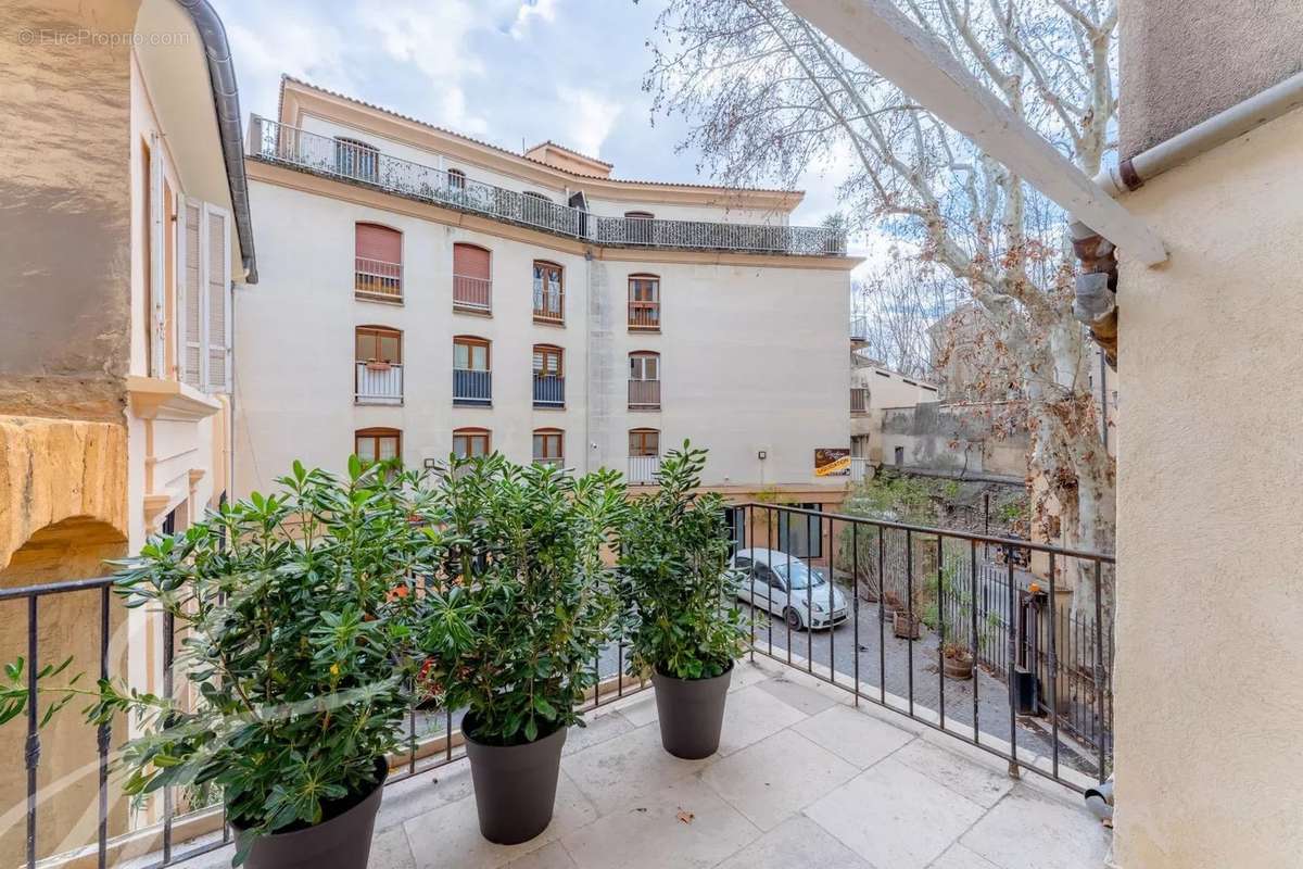 Appartement à AIX-EN-PROVENCE