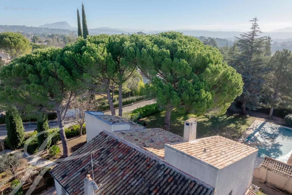 Maison à AIX-EN-PROVENCE