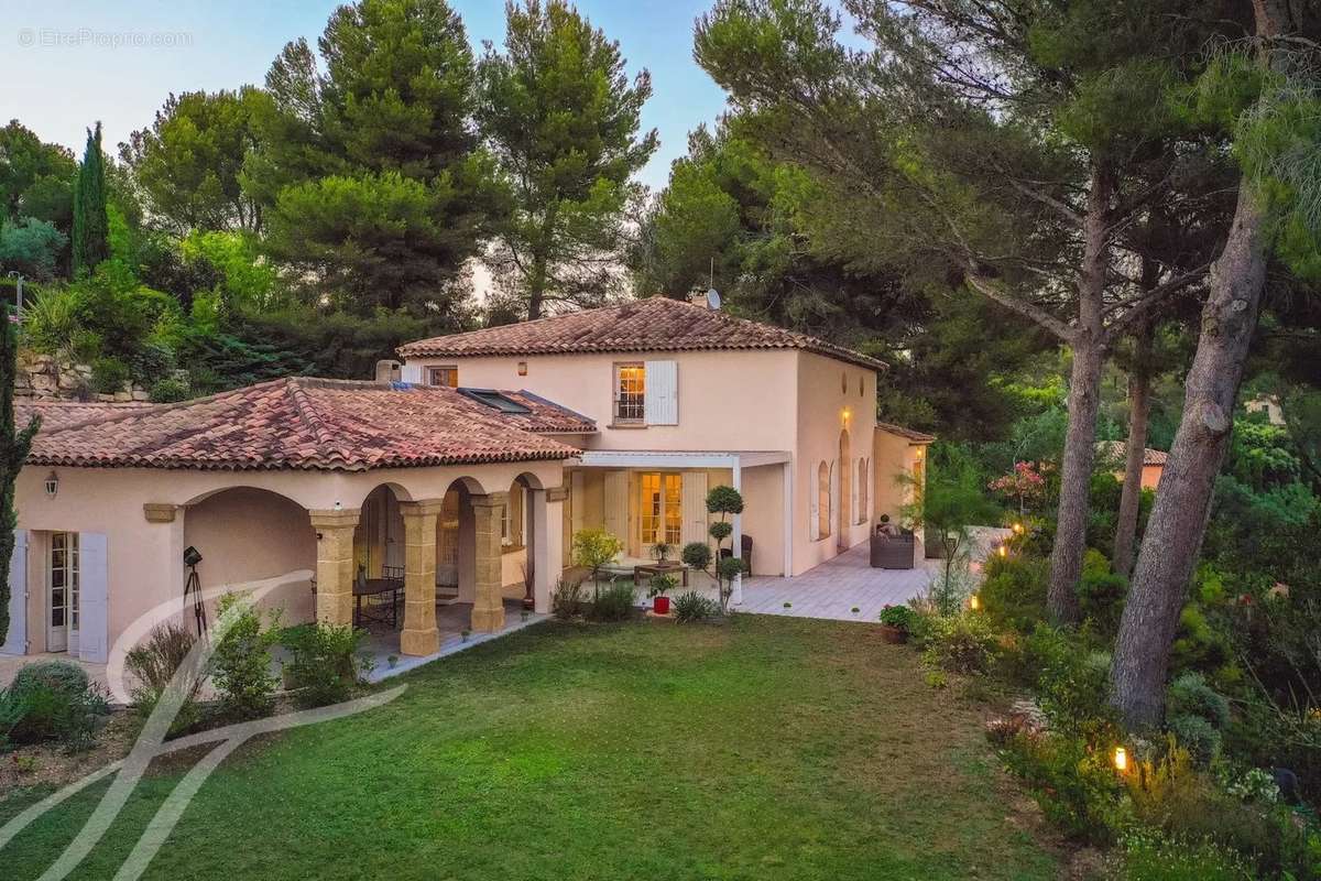 Maison à AIX-EN-PROVENCE