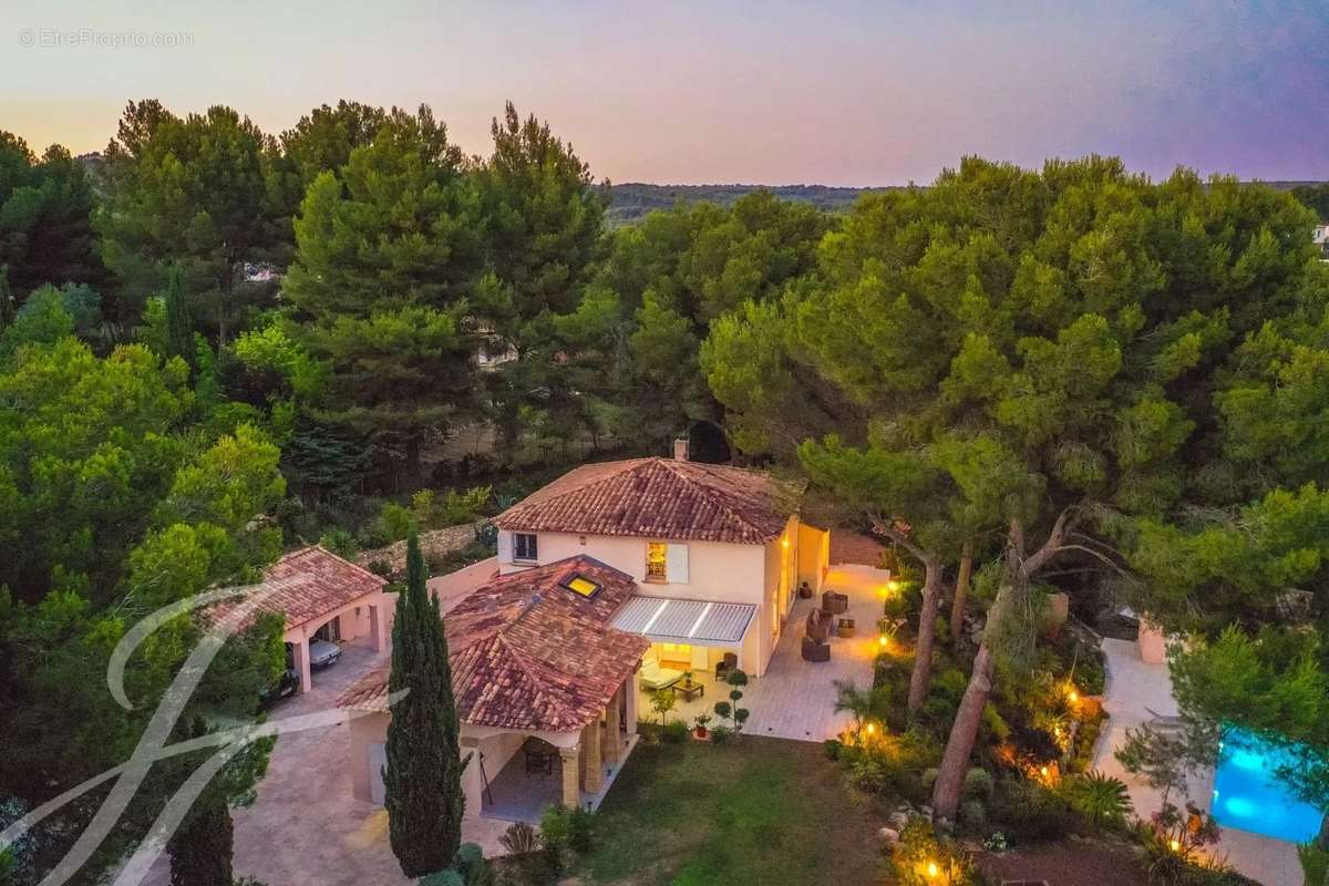 Maison à AIX-EN-PROVENCE