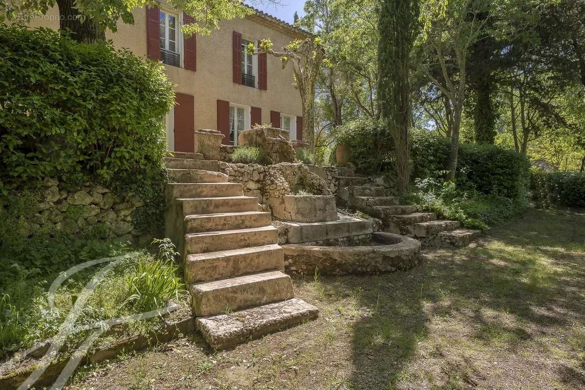 Maison à AIX-EN-PROVENCE