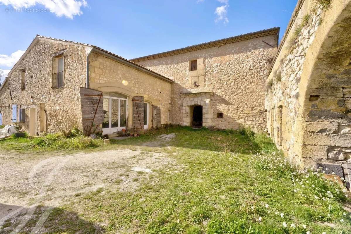 Maison à AIX-EN-PROVENCE