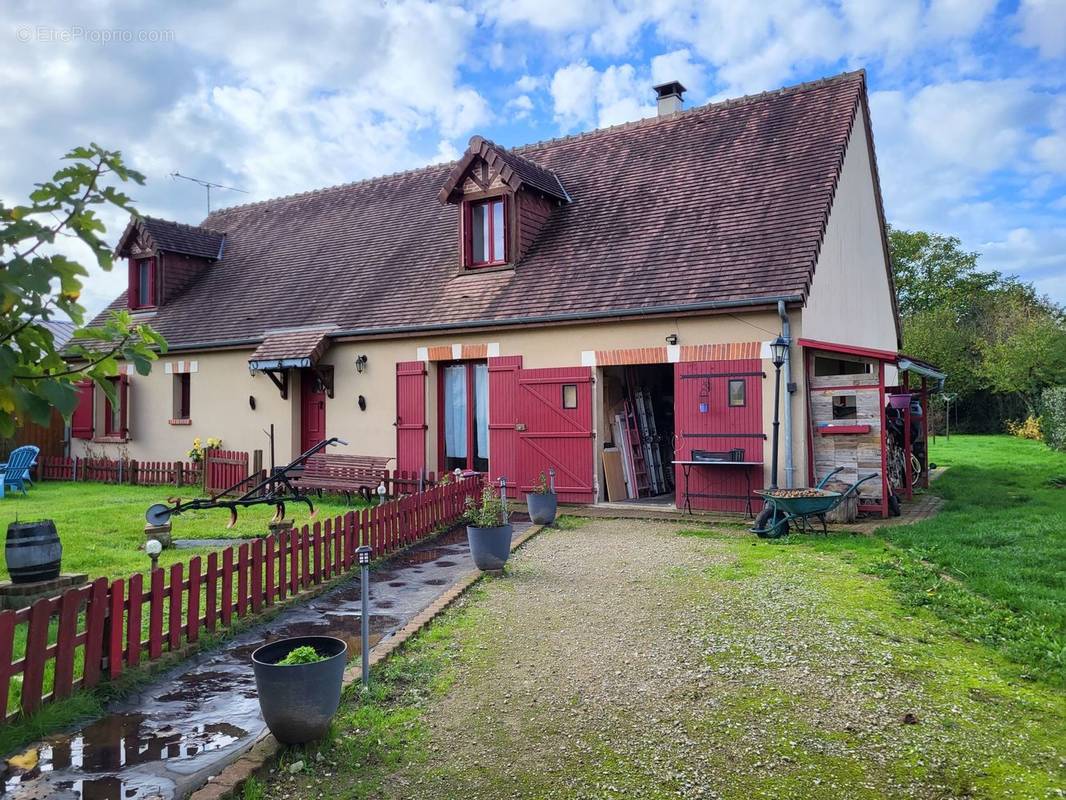 Maison à SOUDAY