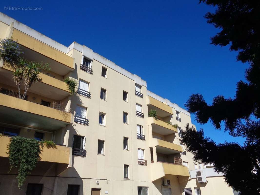 Appartement à BEZIERS