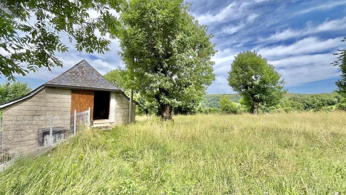 Maison à SAINT-CHELY-D&#039;AUBRAC