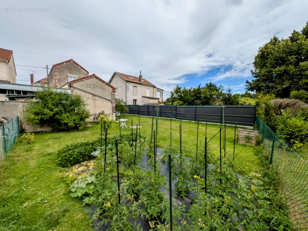 Maison à ROMILLY-SUR-SEINE