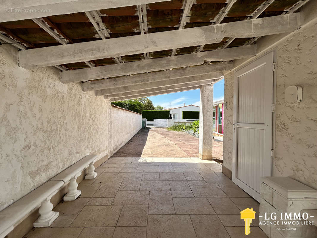 Maison à MESCHERS-SUR-GIRONDE