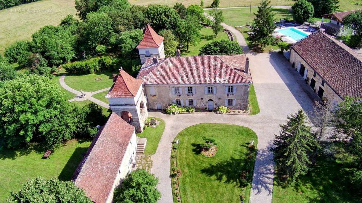 Maison à SAINT-ANTONIN-NOBLE-VAL