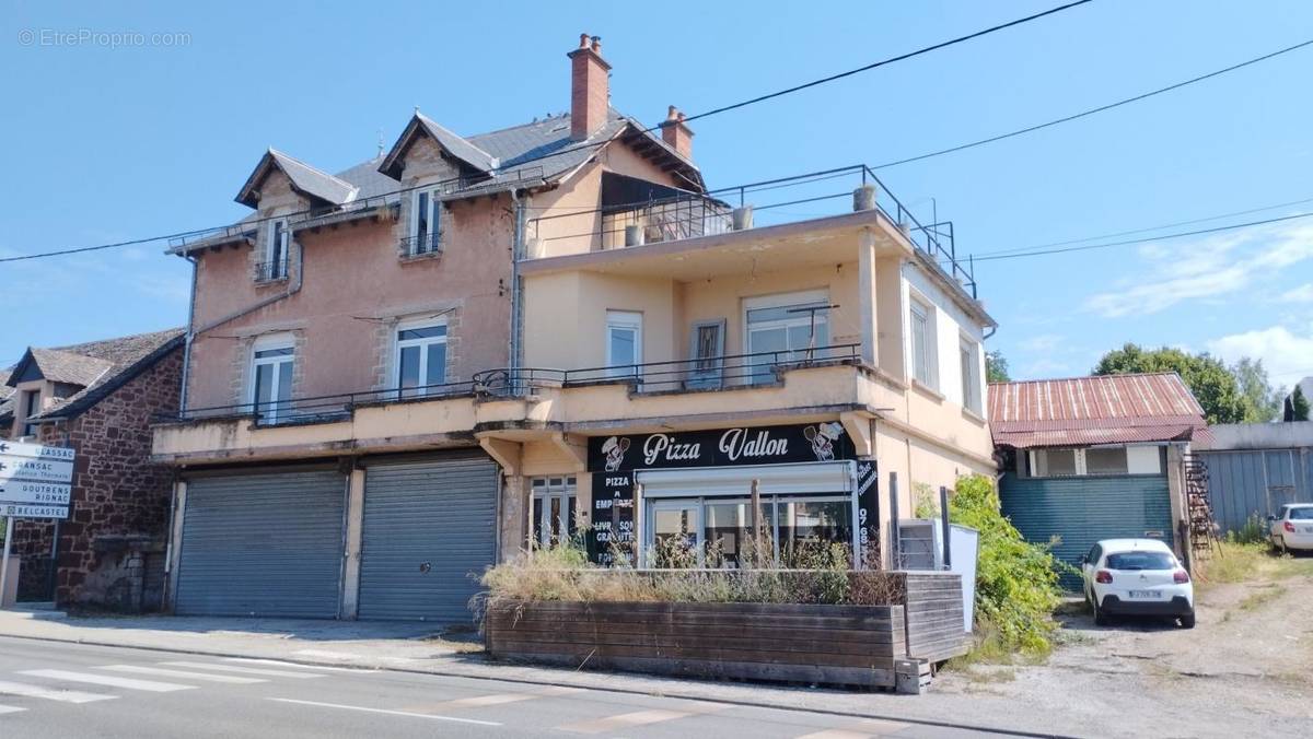 Appartement à SAINT-CHRISTOPHE-VALLON