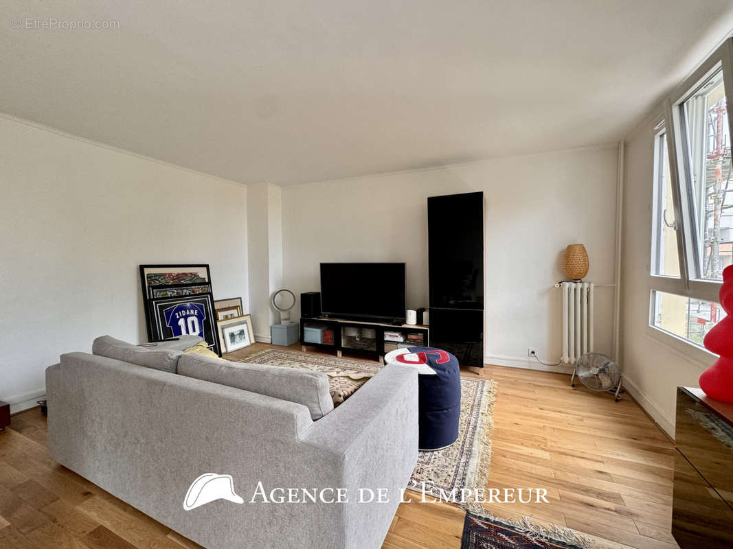 Appartement à RUEIL-MALMAISON