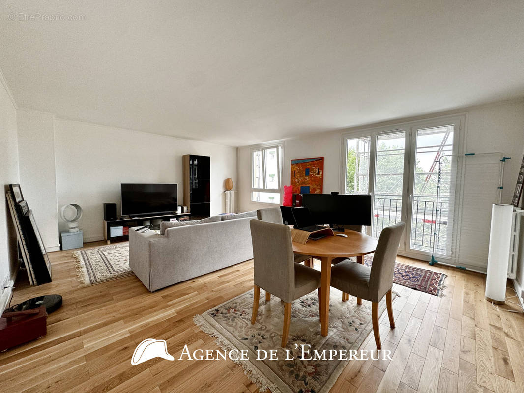 Appartement à RUEIL-MALMAISON