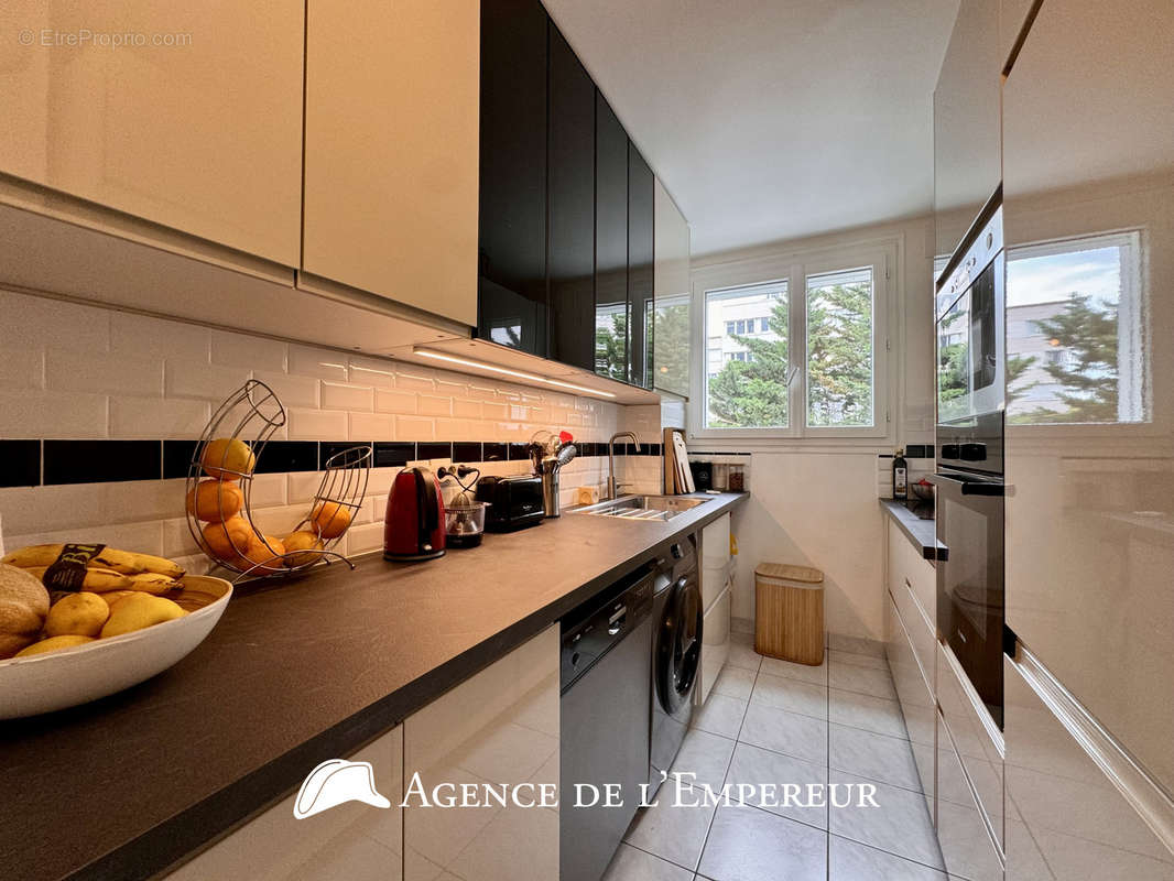 Appartement à RUEIL-MALMAISON