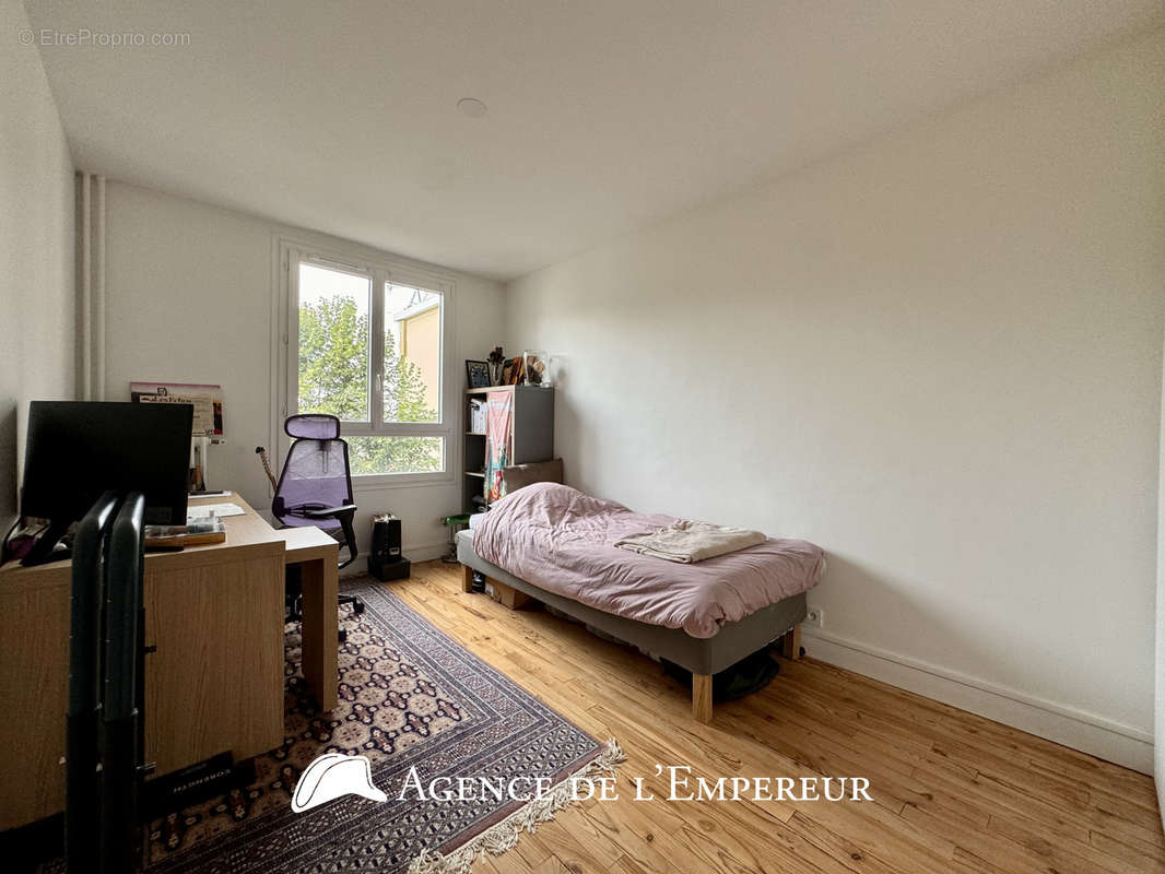 Appartement à RUEIL-MALMAISON