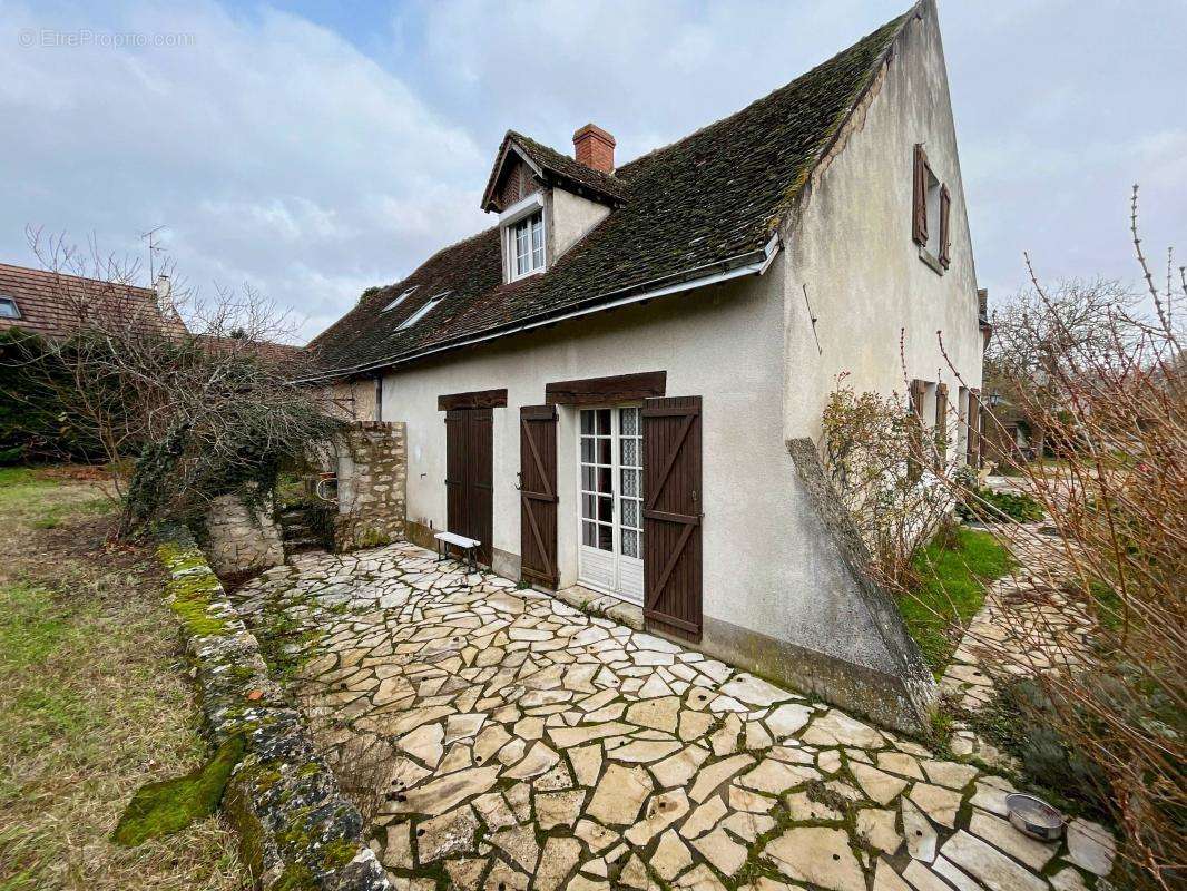 Maison à SAINT-CYR-EN-VAL