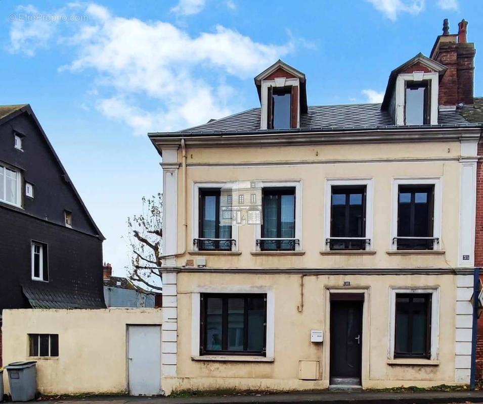 Maison à BERNAY