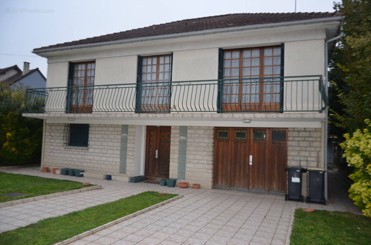 Maison à CHAMPIGNY-SUR-MARNE