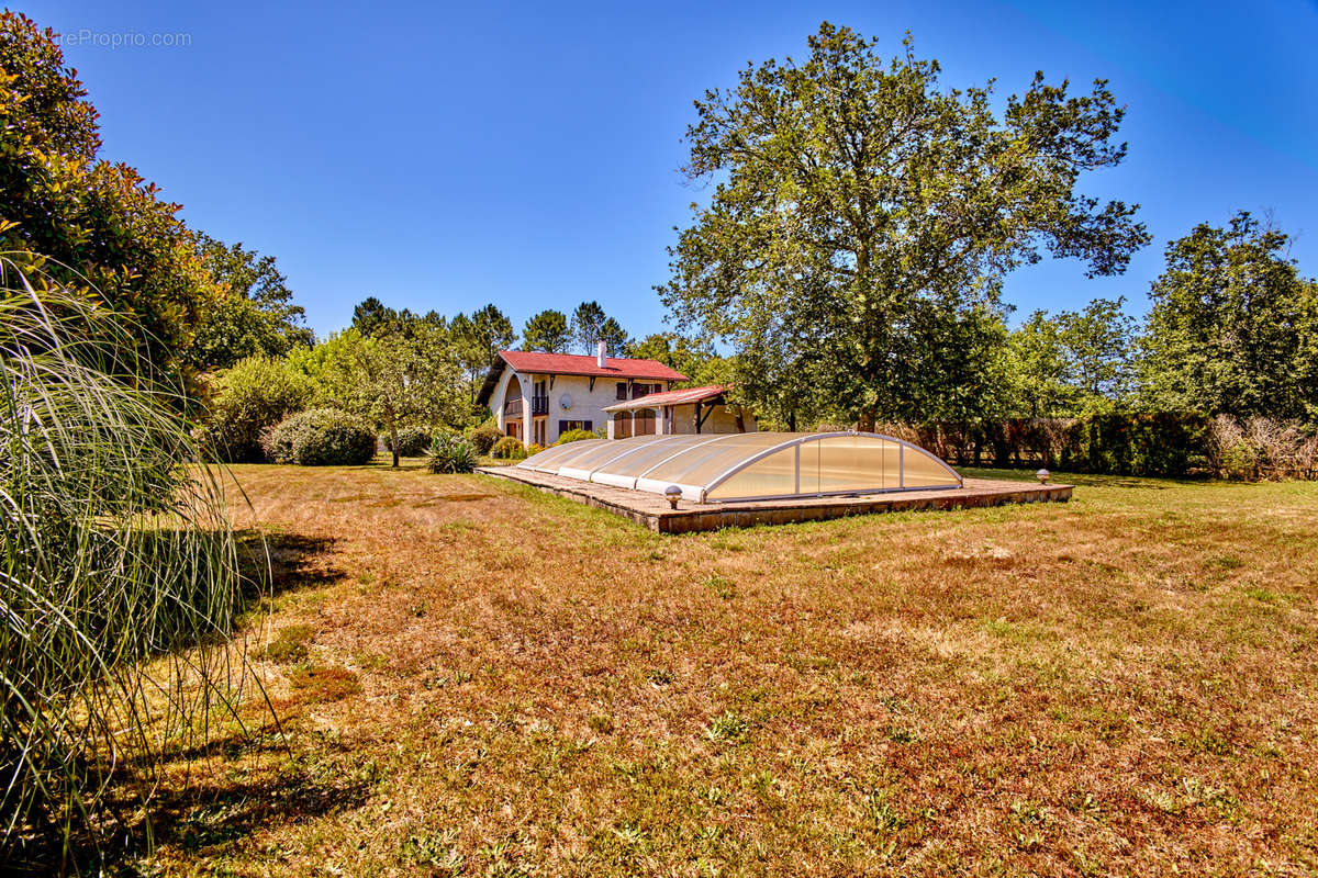 Maison à SAUGNACQ-ET-MURET