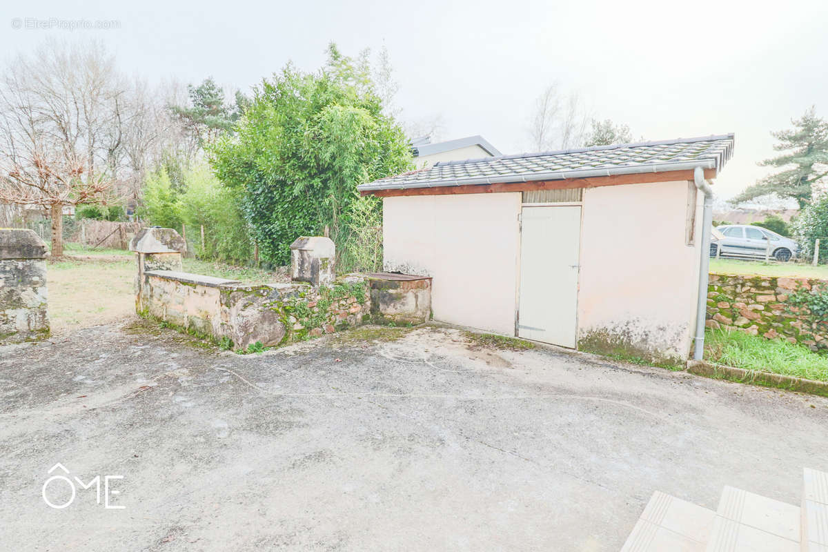 Maison à MALEMORT-SUR-CORREZE