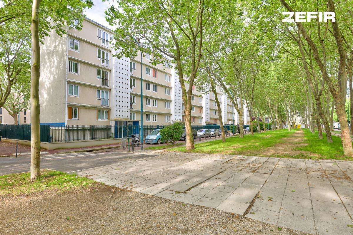 Appartement à CLICHY