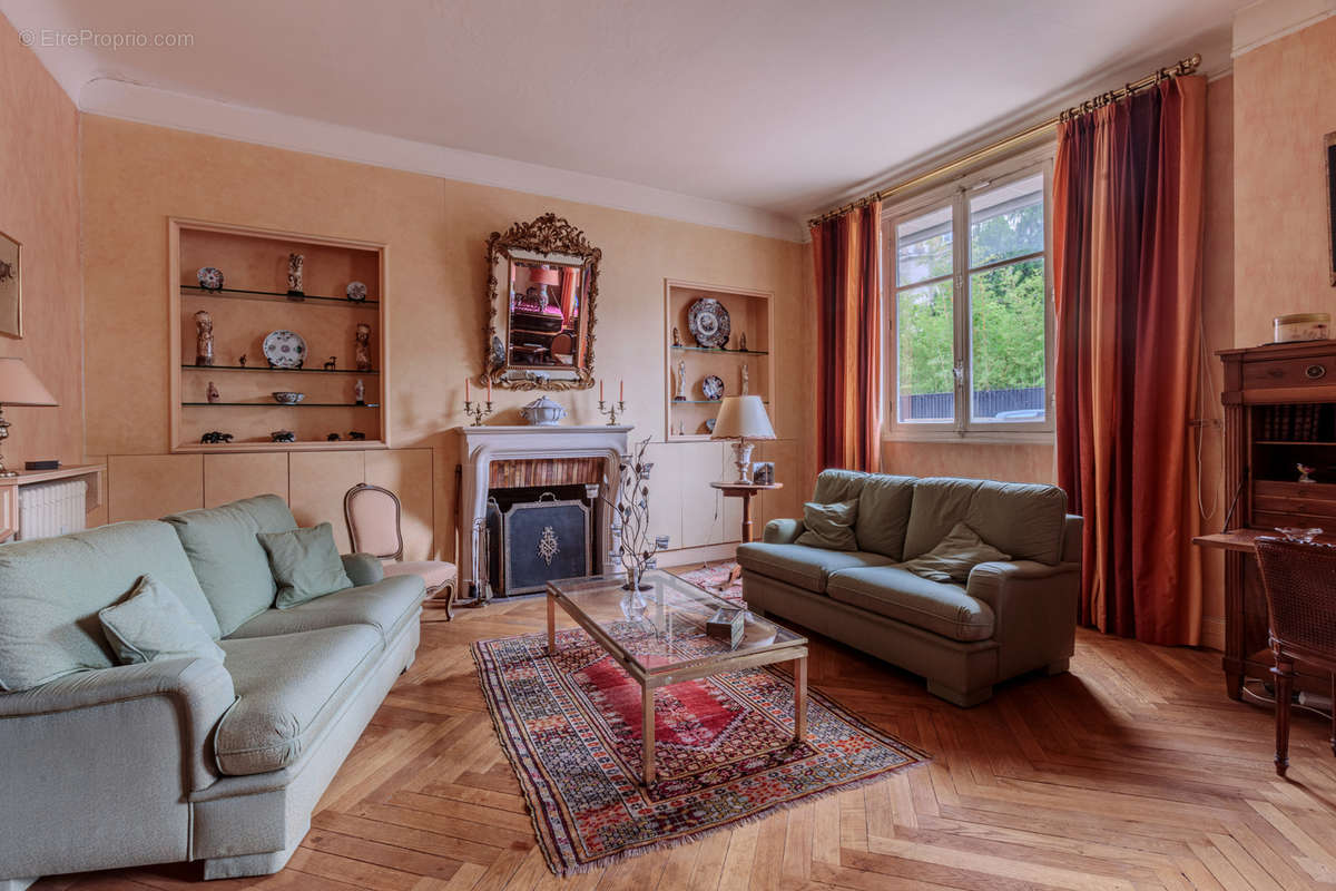 Appartement à BOULOGNE-BILLANCOURT