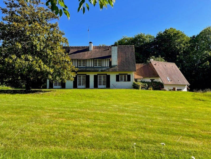 Maison à PONT-L&#039;EVEQUE