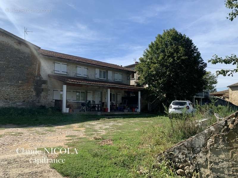 Maison à SAINT-MARCEL-LES-VALENCE