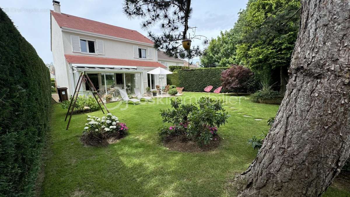 Maison à SAINT-GERMAIN-LES-CORBEIL