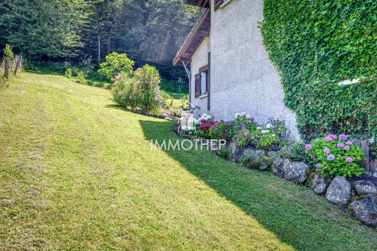 Maison à VAULNAVEYS-LE-BAS