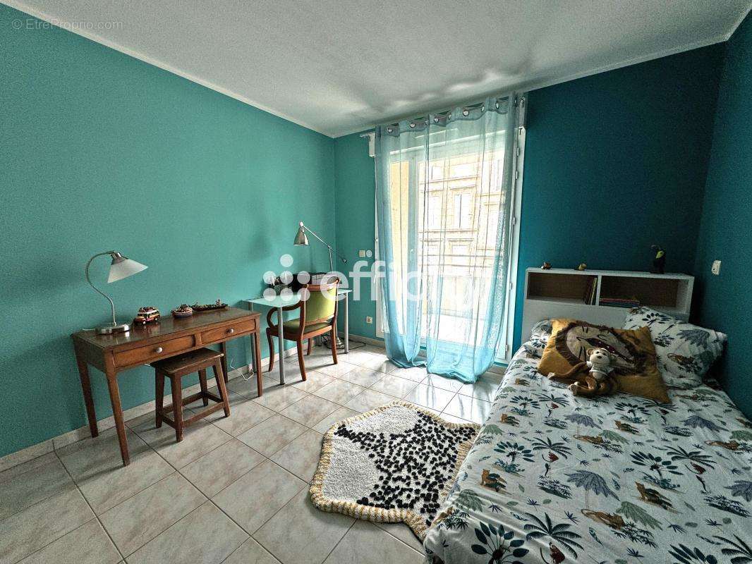 Appartement à MARSEILLE-6E