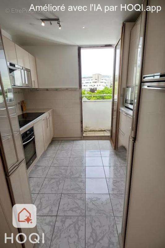 Appartement à PARIS-19E