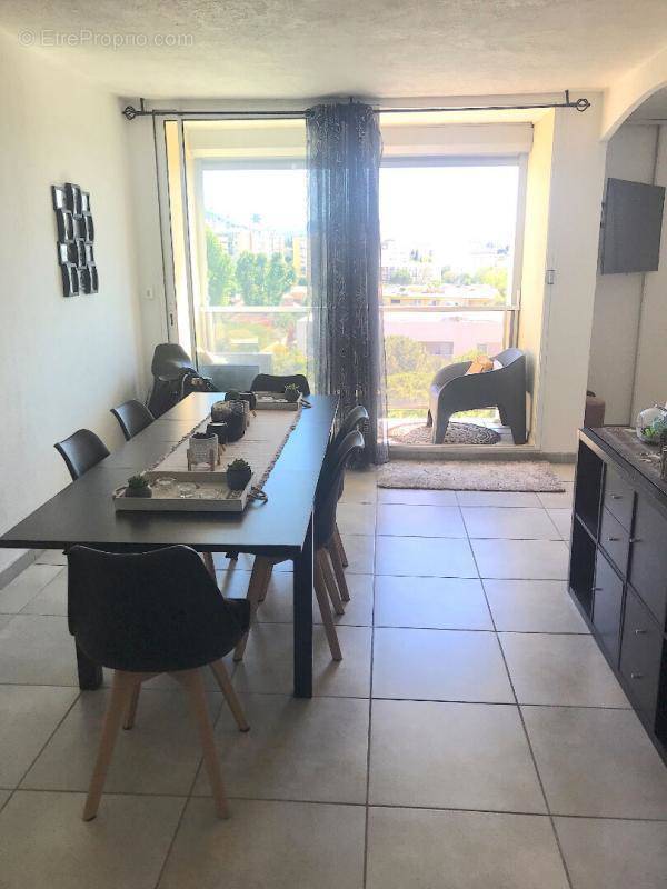 Appartement à MARSEILLE-10E