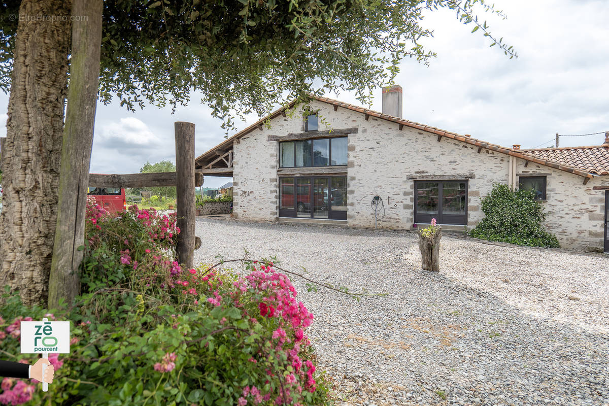 Maison à LE CHAMP-SAINT-PERE