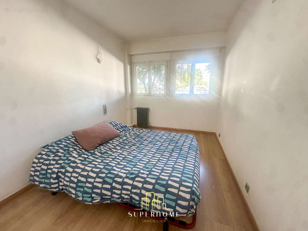 Appartement à MARSEILLE-6E