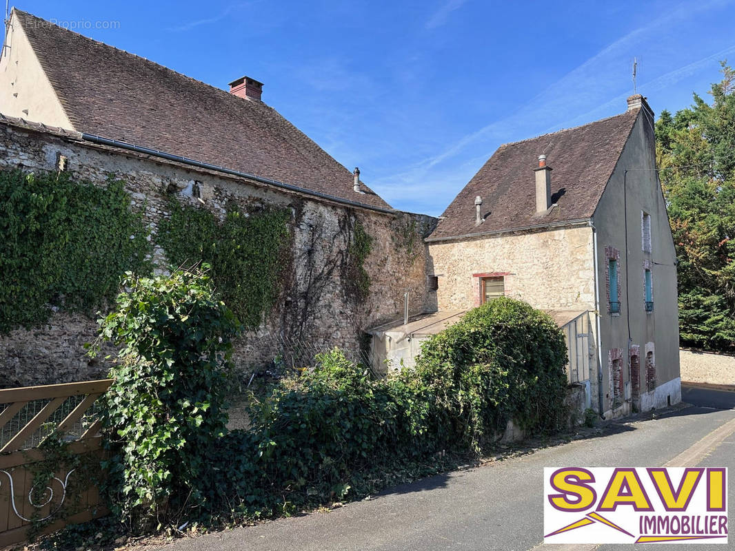 Maison à FERRIERES-EN-GATINAIS