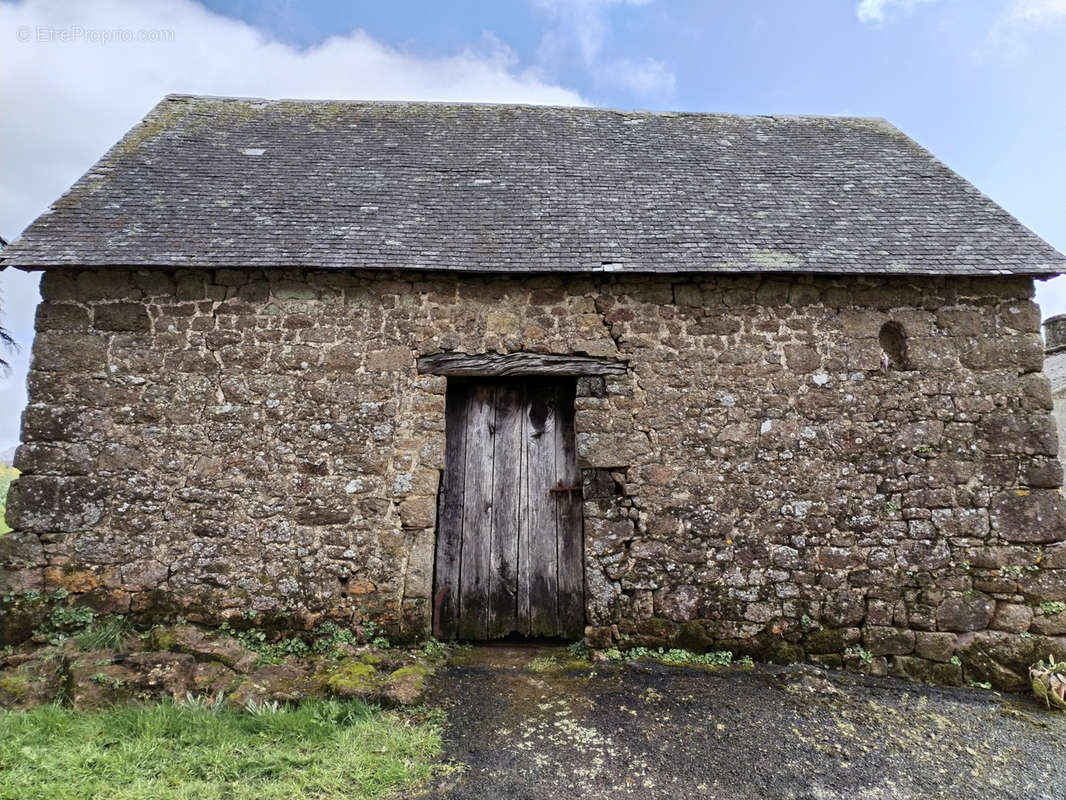 Maison à FLEURIGNE