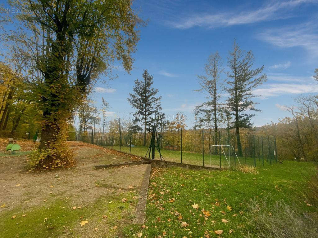 Appartement à SAINTE-FOY-LES-LYON