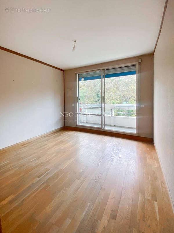 Appartement à SAINTE-FOY-LES-LYON