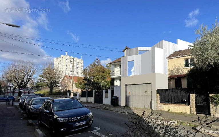 Maison à MONTREUIL