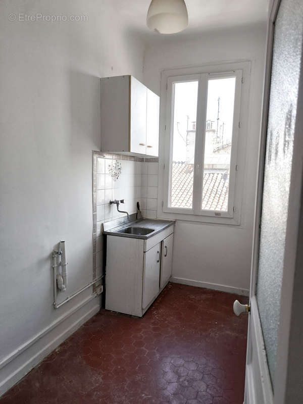 Appartement à MARSEILLE-4E