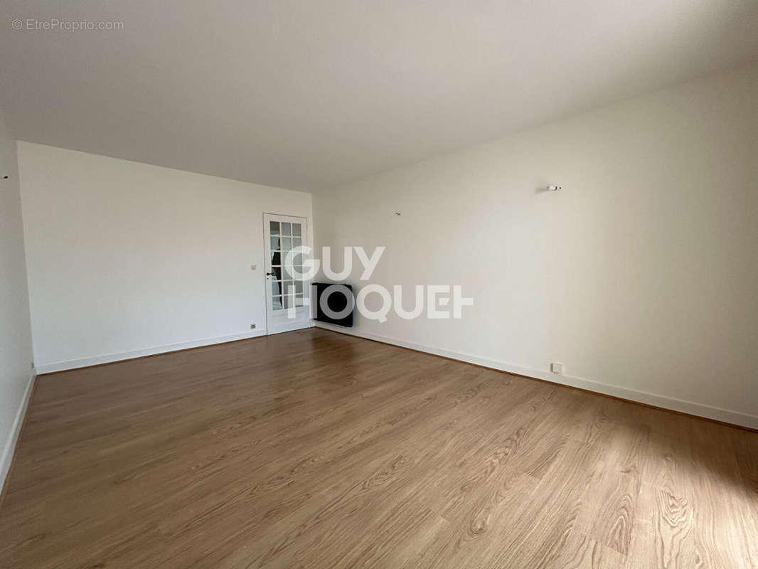 Appartement à NEUILLY-PLAISANCE