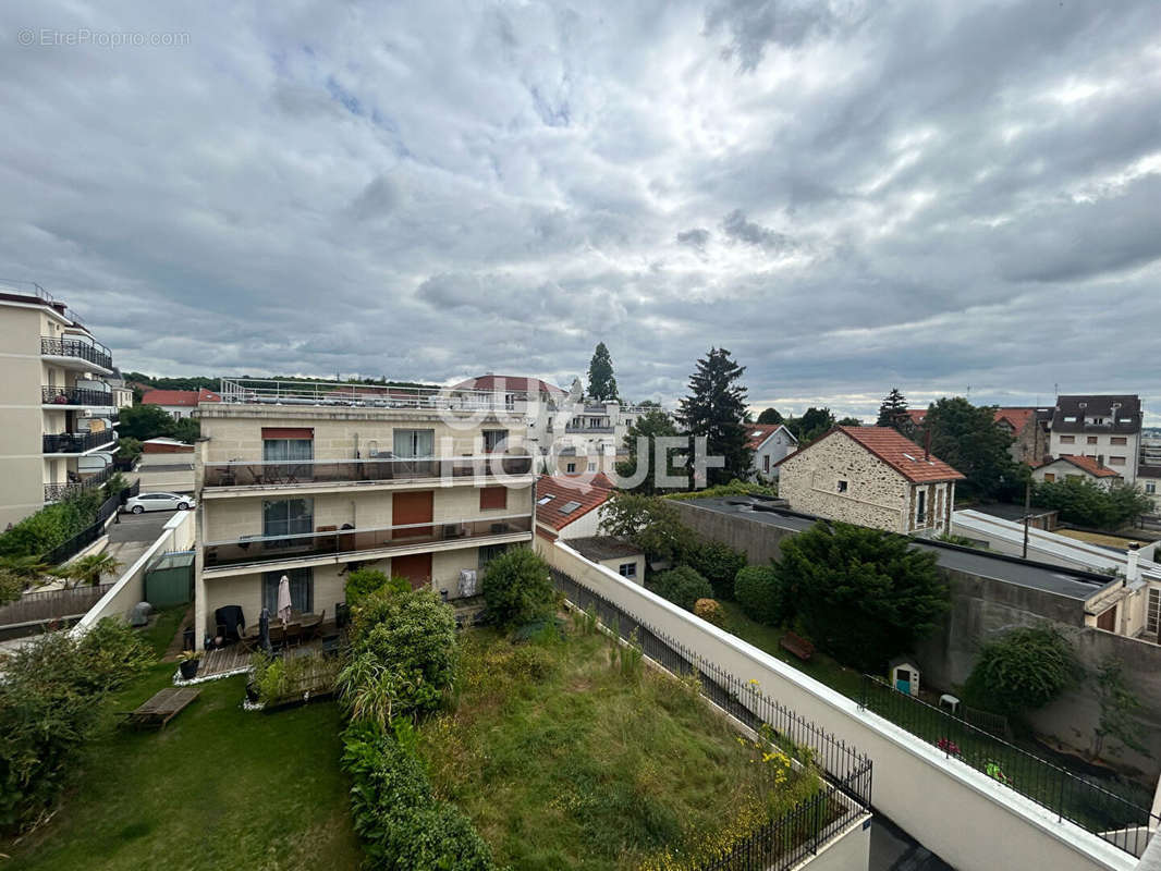 Appartement à NEUILLY-PLAISANCE