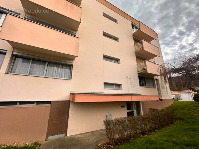 Appartement à SAINT-PIERRE-LES-ELBEUF