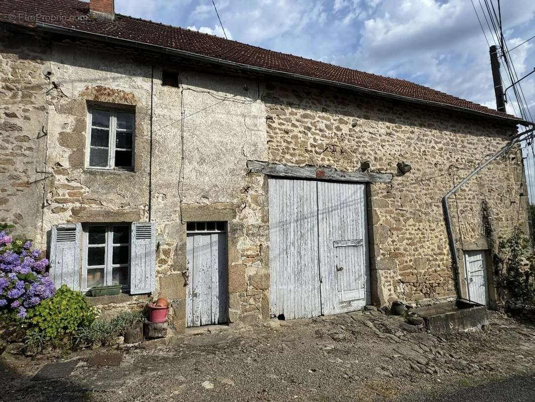 Maison à BESSINES-SUR-GARTEMPE