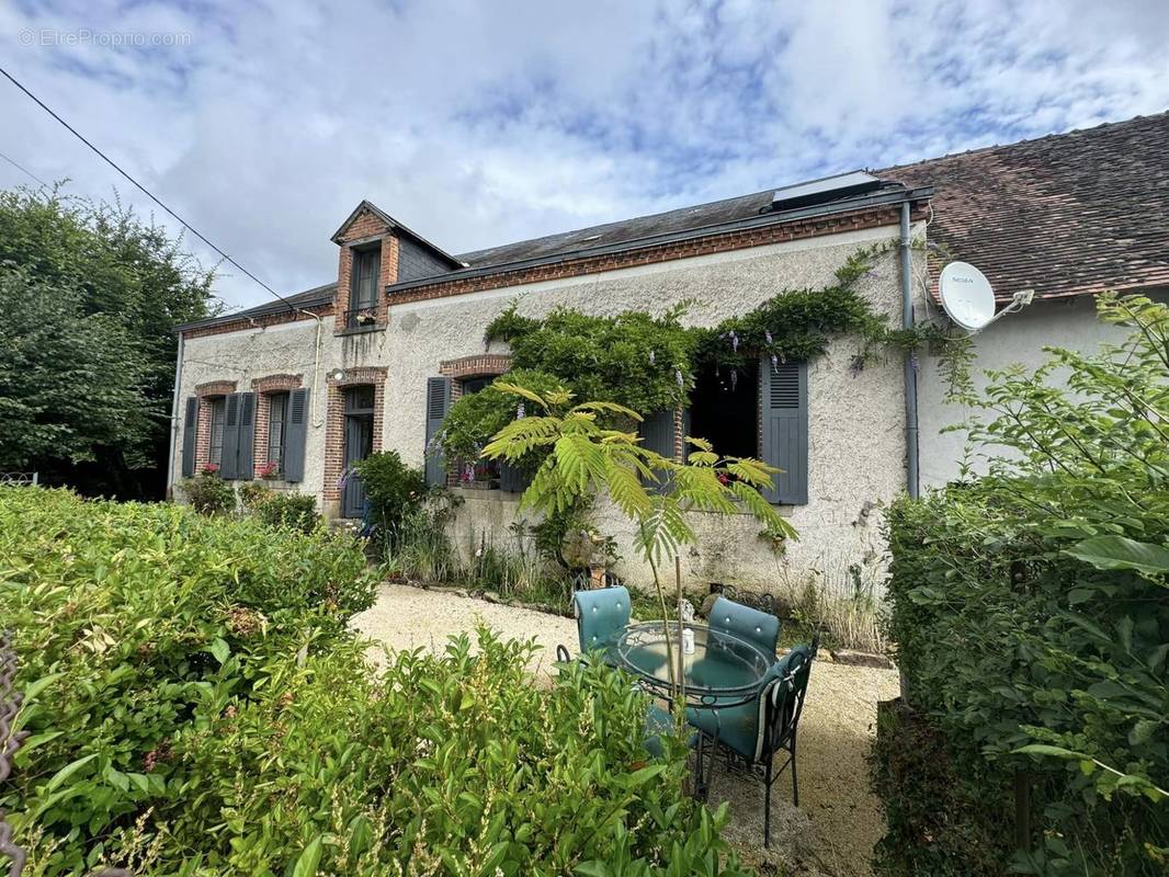 Maison à JOUAC